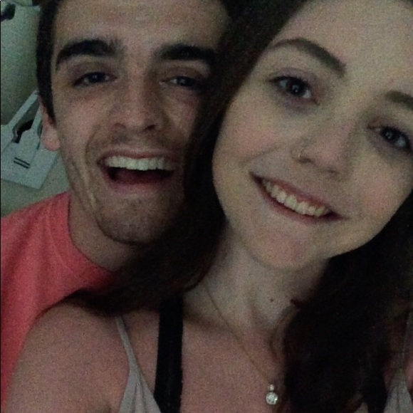 Meet your Posher, Alexis - Picture 1 of 1